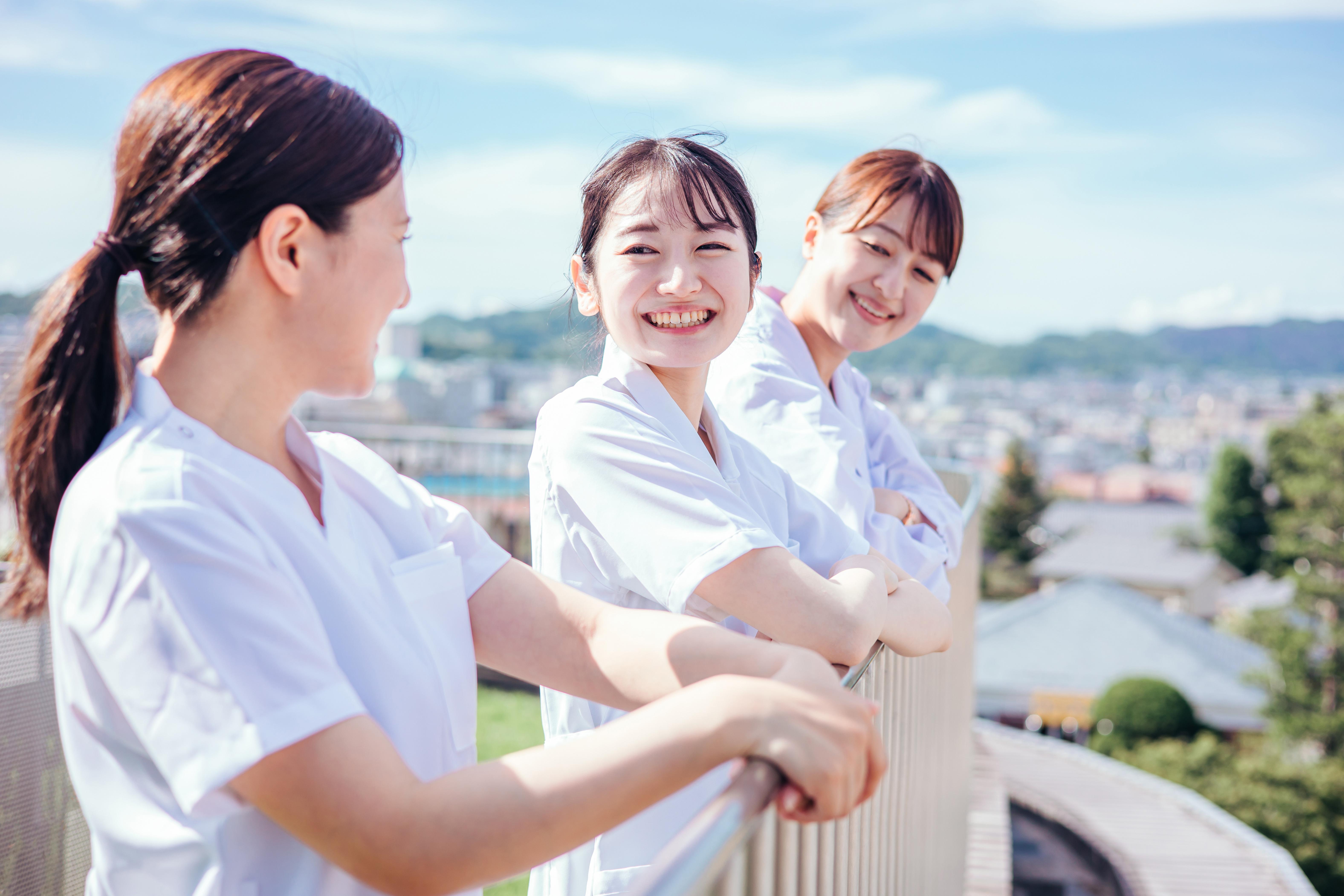 【年収以外も要チェック】看護師の職場選びのポイント