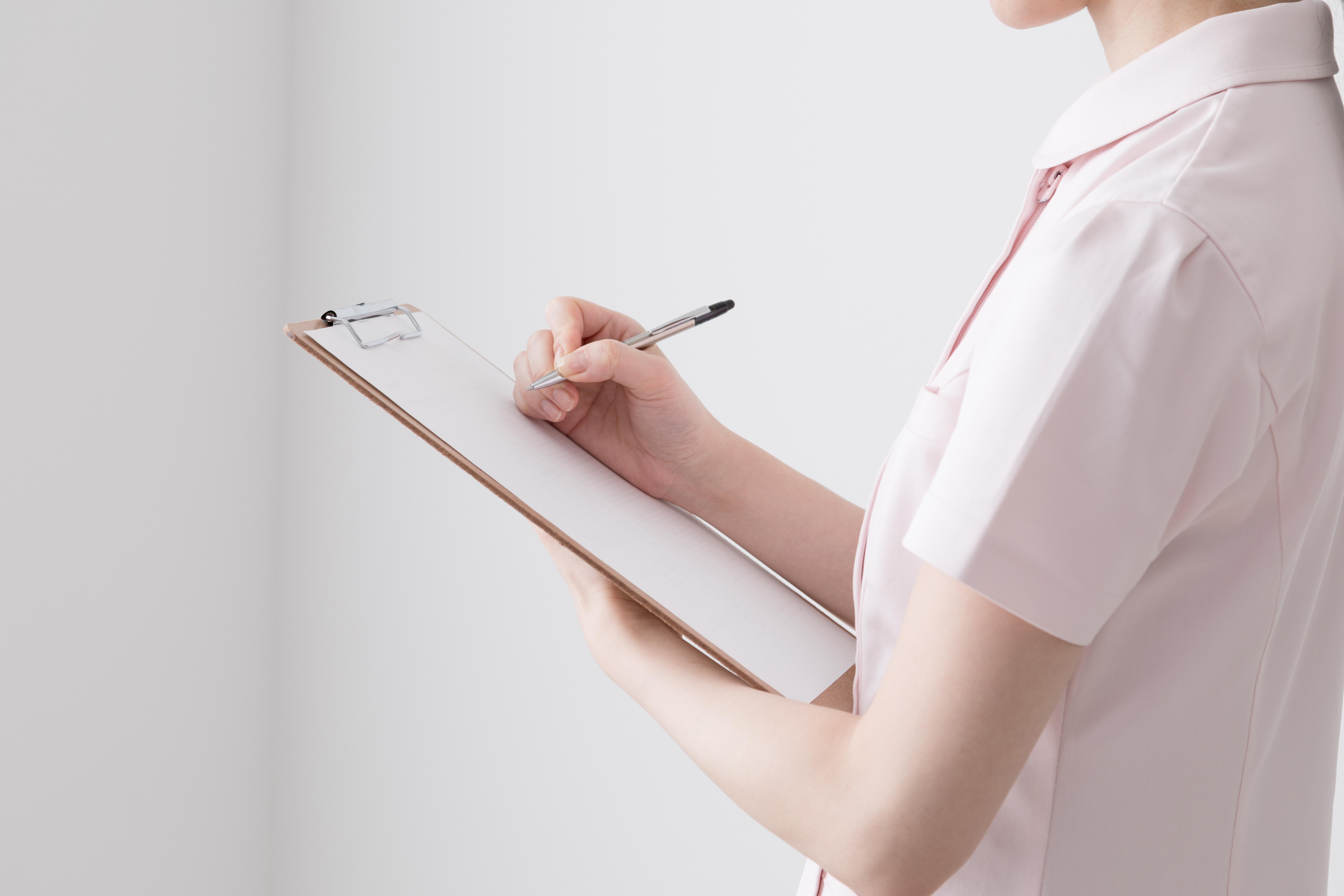 訪問看護の仕事は本当にきつい?【現場の声をアンケート調査】