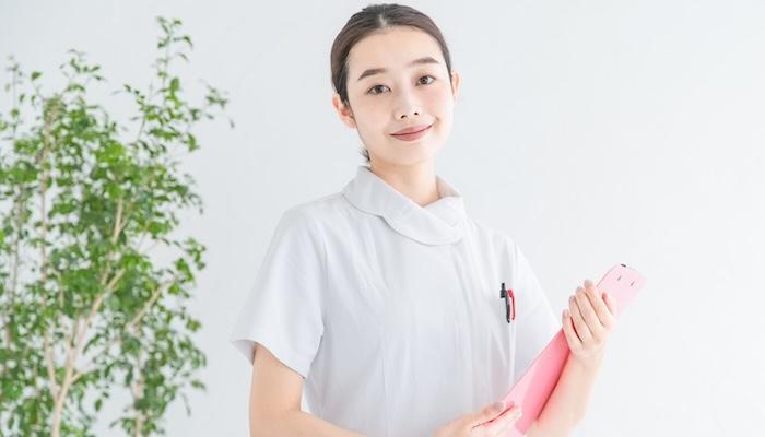 夜勤なしで働ける看護師の職場14選！日勤のみでも高収入を目指すには？