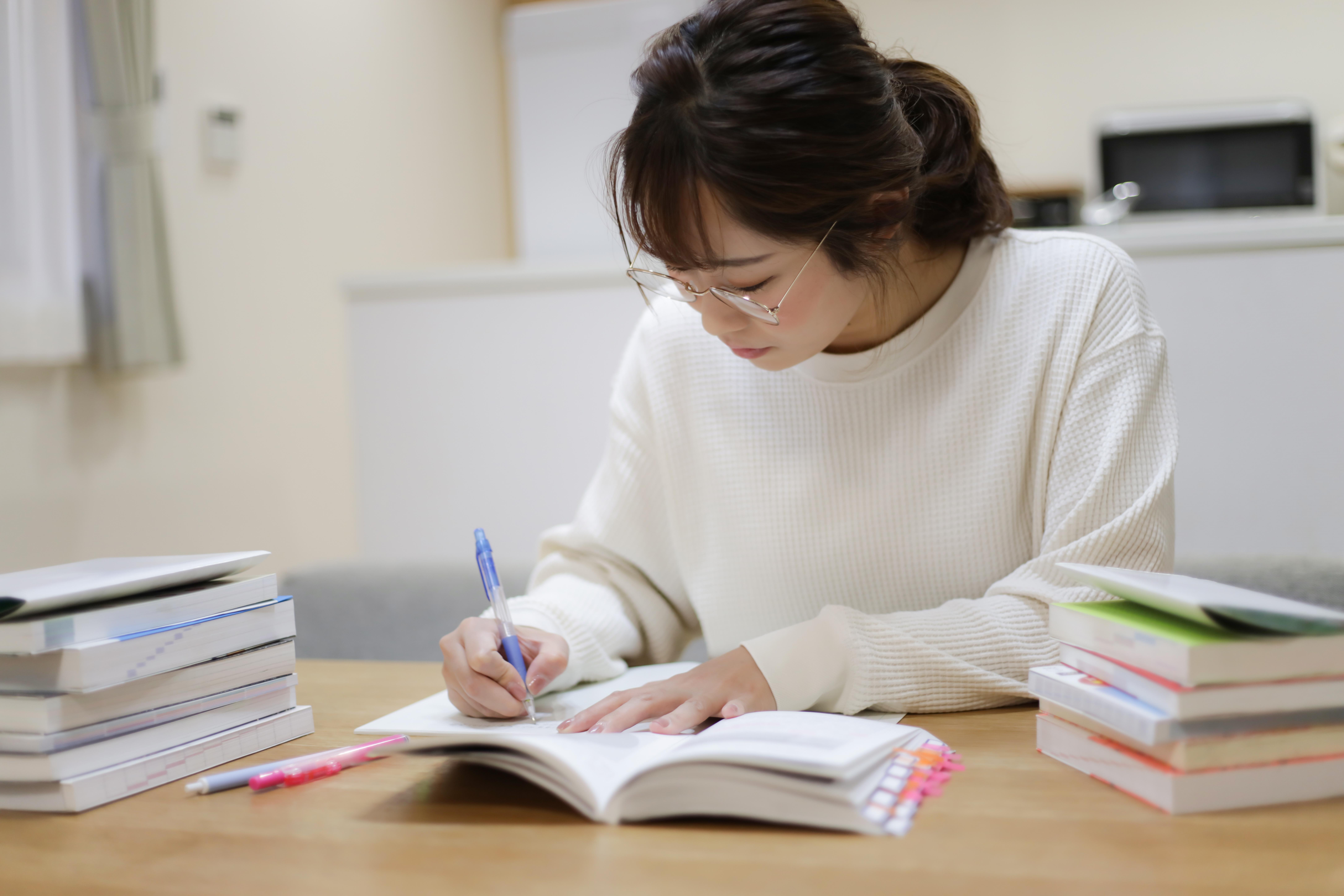 夜勤なしで働く看護師が高収入を目指すには?