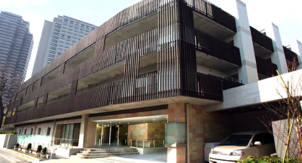 【目黒区/施設/常勤】業界トップクラス大手有料老人ホーム★オンコールなし＆夜勤なし！保育手当年12万円や家賃補助など福利厚生充実◎フォロー体制も万全！