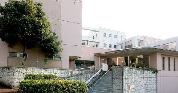 【横浜市戸塚区/施設/常勤】9時～18時勤務！オンコールなし＆夜勤なし！保育手当年12万円や家賃補助など福利厚生充実◎業界トップクラス大手有料老人ホーム♪