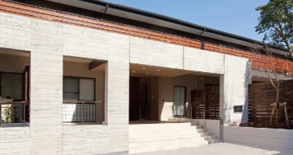 【藤沢市/施設/常勤】大手法人の運営する施設☆保育手当や時短勤務精度などの福利厚生充実◎幅広い世代の看護師さまが活躍中です♪子育て中の看護師様必見です★